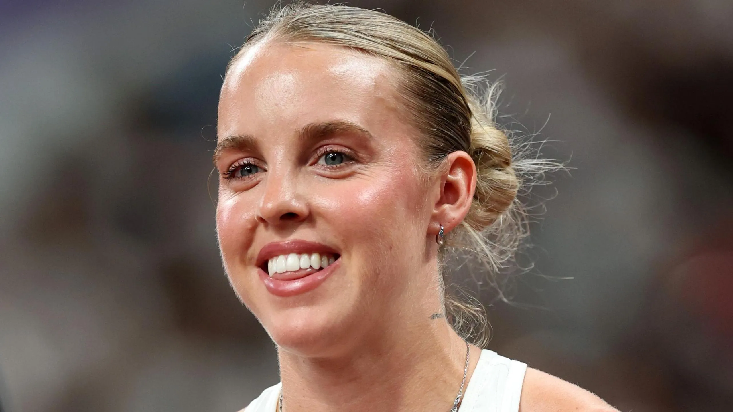 Keely Hodgkinson Begins Global Championship Bid with Strong Performance